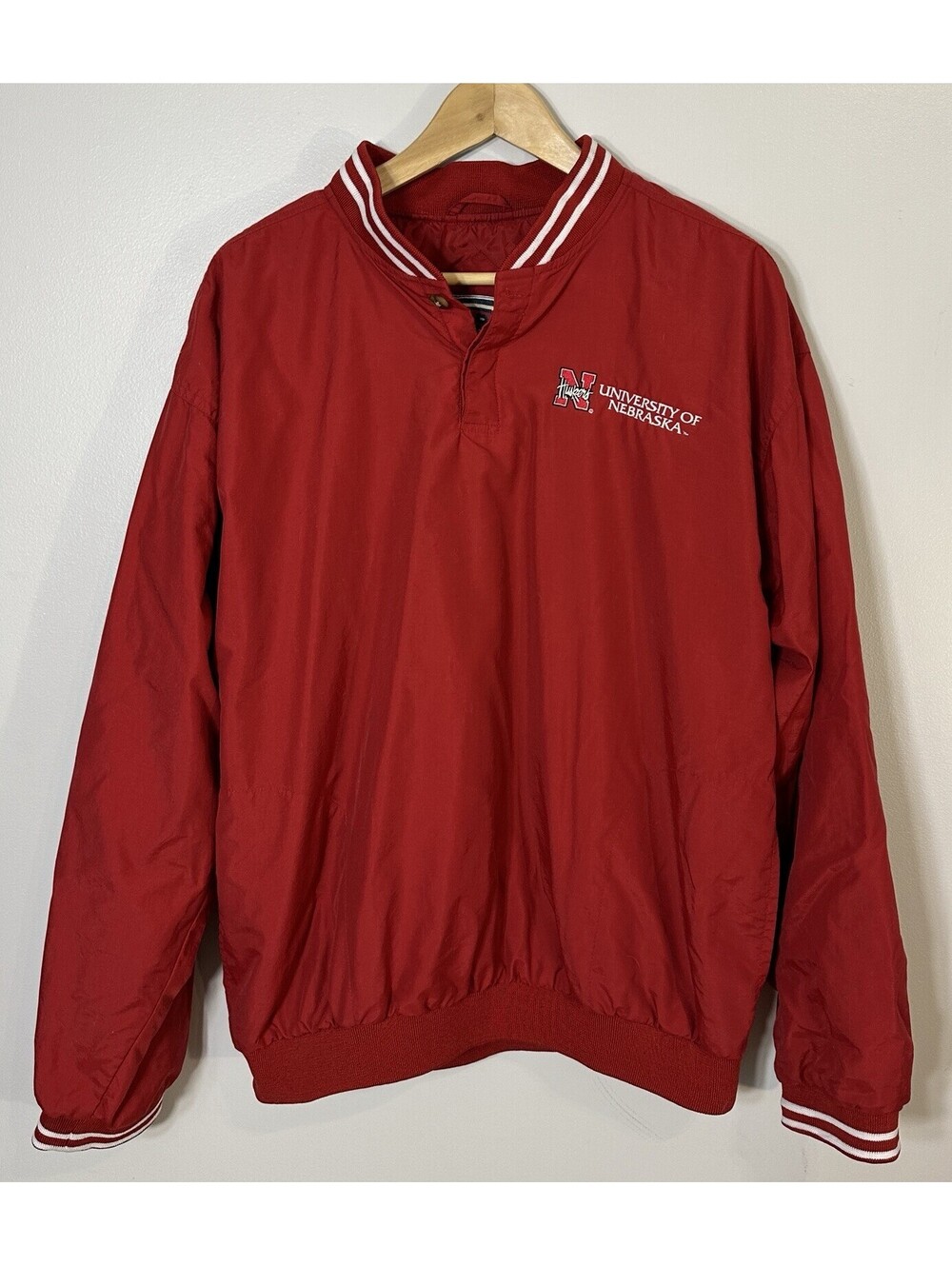 University Of Nebraska Huskers Men’s Windbreaker Pullover Jacket Large GUC.
